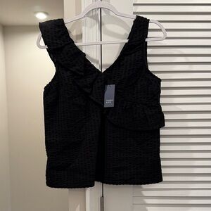 Crown & Ivy Black Sleeveless Blouse